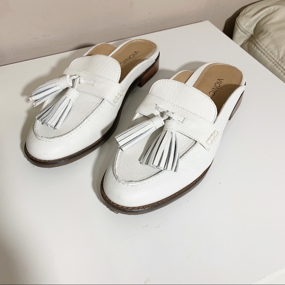 Vionic Reagan Leather Tassel Slip On Mule White - Picture 2 of 7